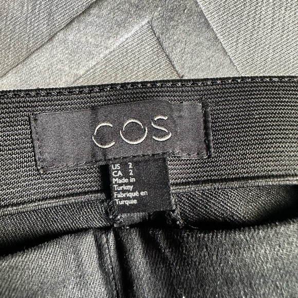 ❌SOLD❌NEW COS pants. Shiny material - Picture 2 of 6